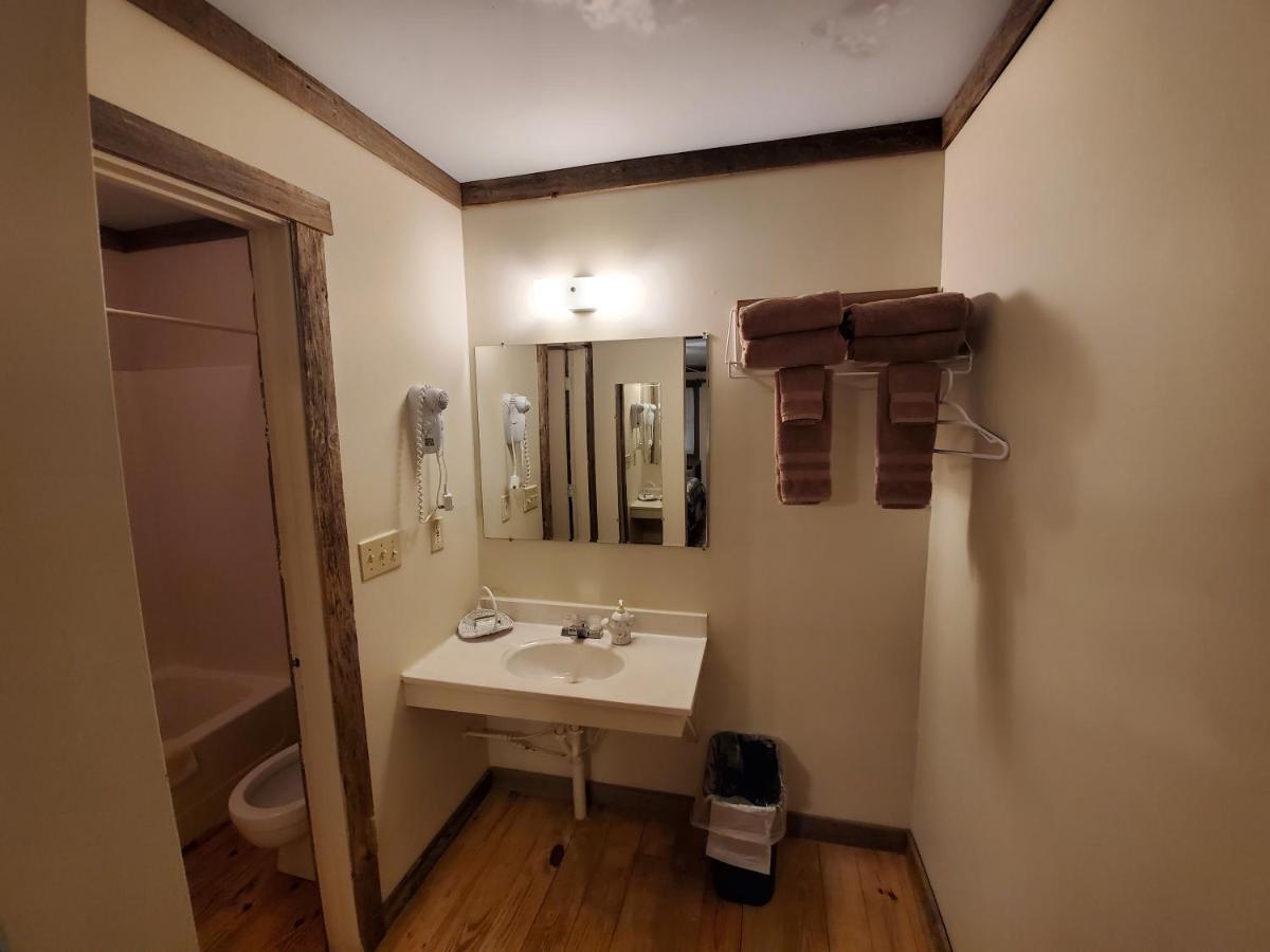 Jamesport Inn Dış mekan fotoğraf